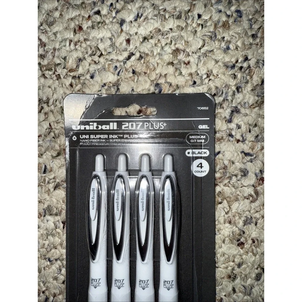 Uniball 207 Plus+ Retractable Gel Pens 0.7mm Medium - Black Ink - White‎ Barrels